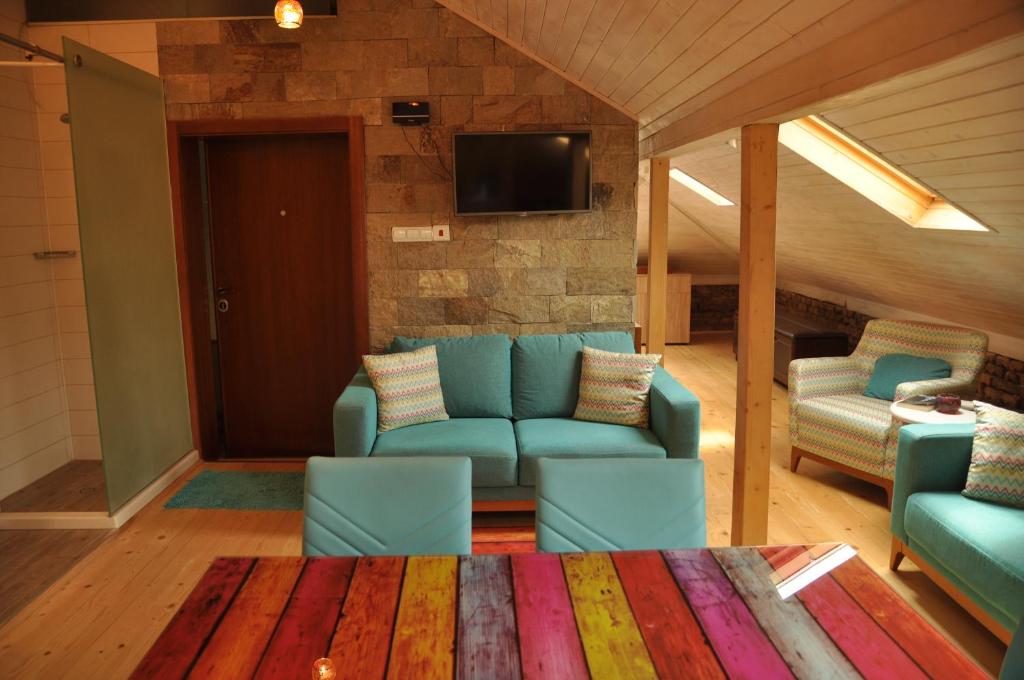 Ema artistic house къща за гости 1 Ema Artistic House – Къща за гости с изкуствен чар в България
